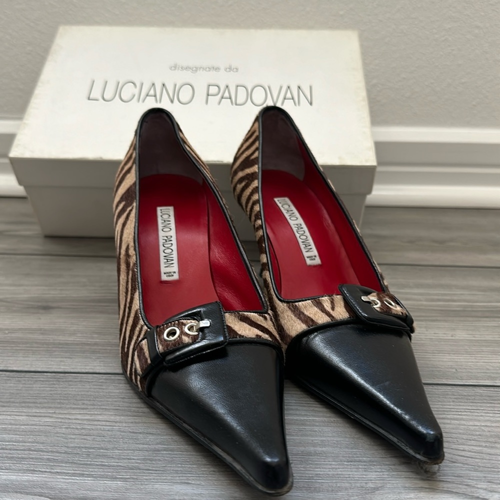 Rarely worn Italian leather pumps